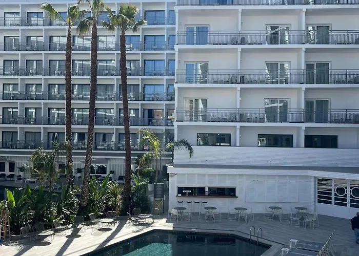 Gran Flamingo-adults Only Older 18 Years Old יורט דה מאר